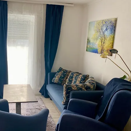 Gemütliche und voll ausgestatette 2 Zimmer Ferienwohnung am Wörthsee mit Terrasse, Grill, Schaukel, Doppelbett oder getrennte Betten fußläufig zu S-Bahn nach München und See, ideal zum Entspannen aber auch zum Arbeiten * Worthsee