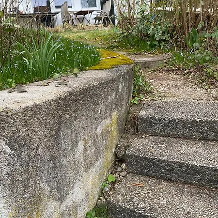 Fusslaeufig Zu S-Bahn Nach Muenchen Und See Gemuetliche Und Voll Ausgestatette 2 Zimmer Ferienwohnung Am Woerthsee Mit Terrasse, Grill, Schaukel, Doppelbett Oder Getrennte Betten, Ideal Zum Entspannen Aber Auch Zum Arbeiten Worthsee