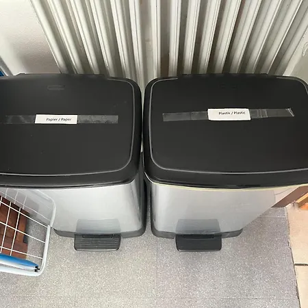 Lägenhet Fusslaeufig Zu S-bahn Nach Muenchen Und Gemuetliche Und Voll Ausgestatette 2 Am Mit Terrasse, Grill, Schaukel, Doppelbett Oder Getrennte Betten, Ideal Zum Entspannen Aber Auch Zum Arbeiten *