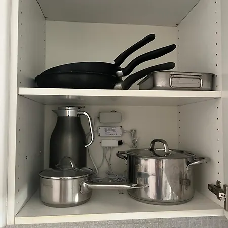 Gemütliche und voll ausgestatette 2 Zimmer Ferienwohnung am Wörthsee mit Terrasse, Grill, Schaukel, Doppelbett oder getrennte Betten fußläufig zu S-Bahn nach München und See, ideal zum Entspannen aber auch zum Arbeiten * Worthsee